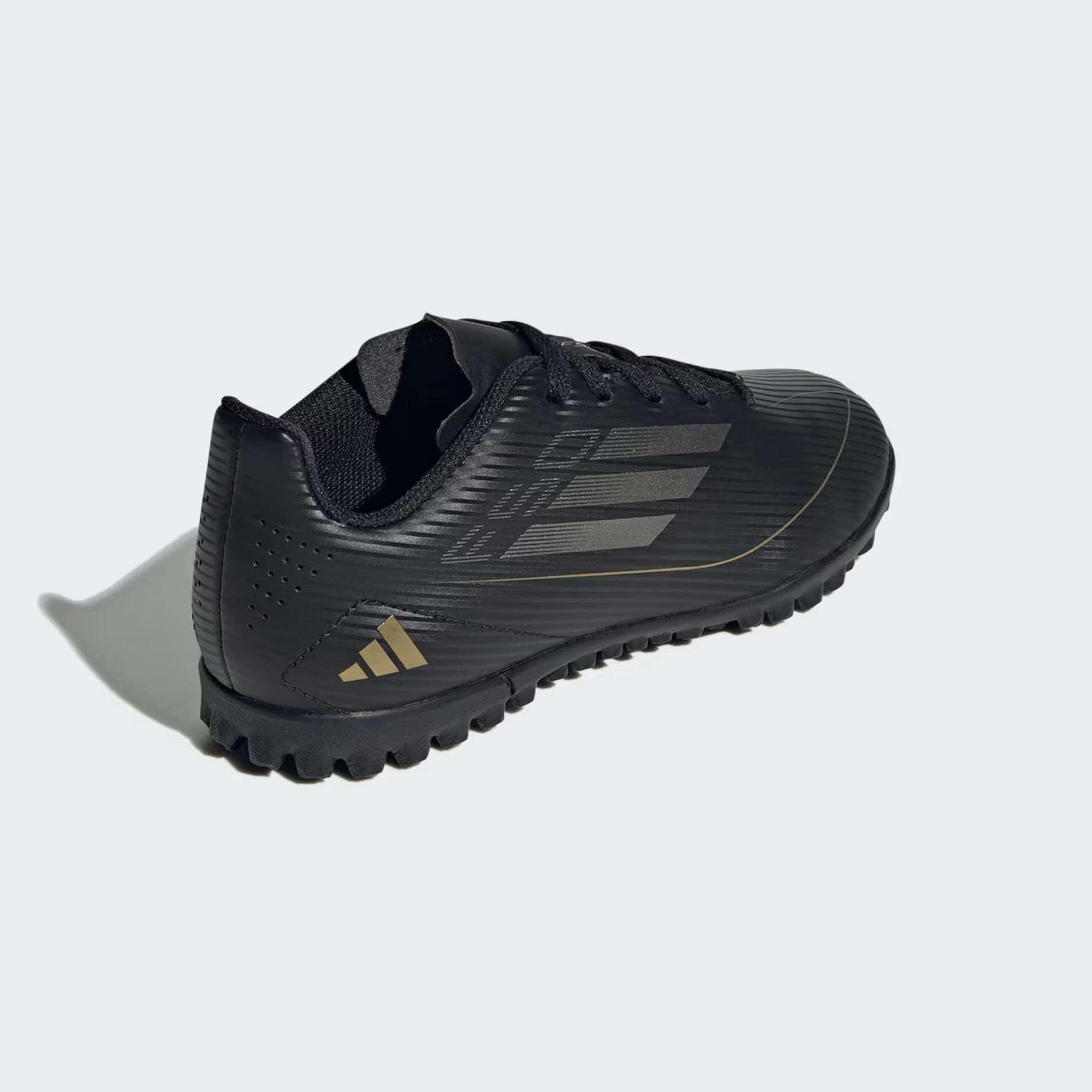 F50 Club Turf