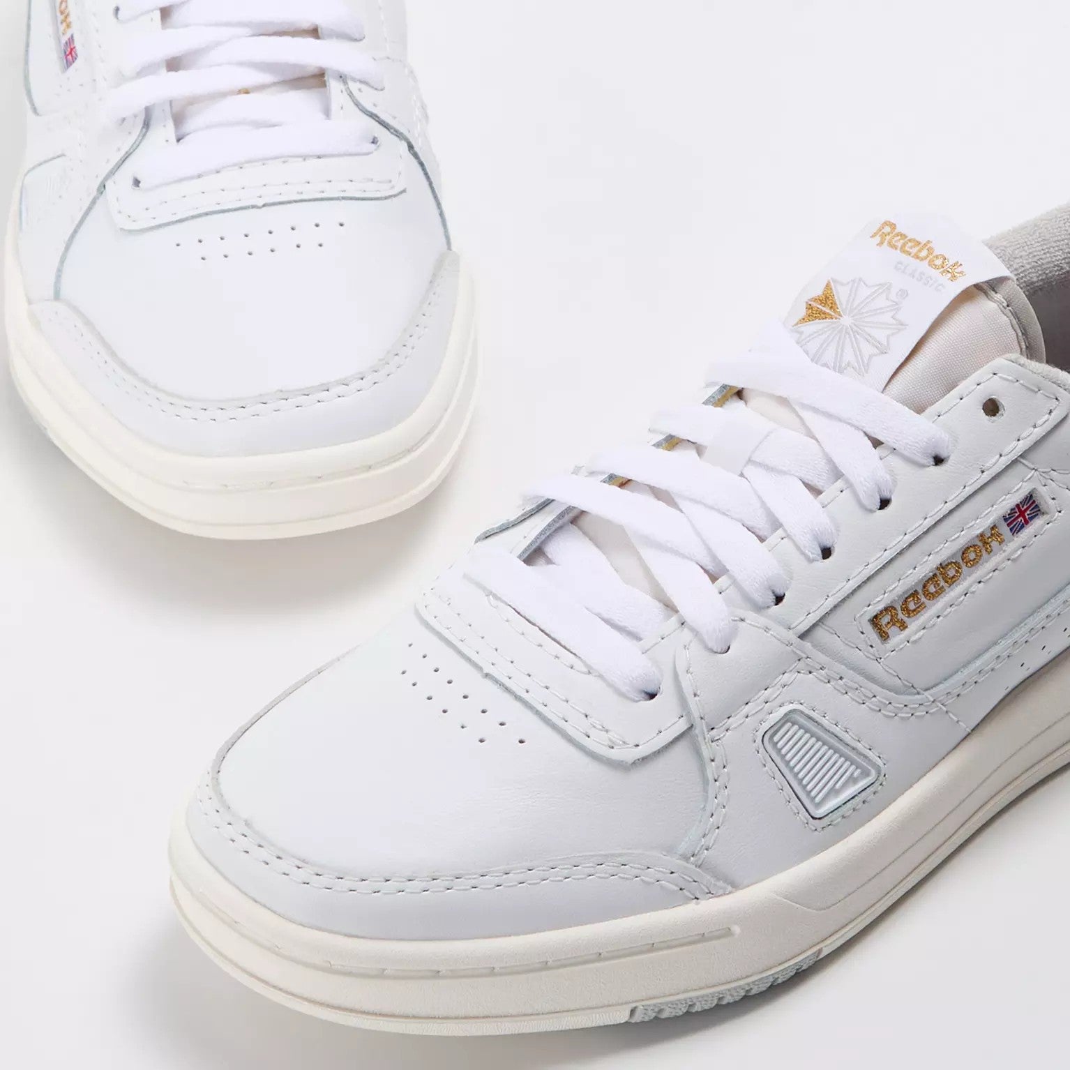 Court Tennis Shoes