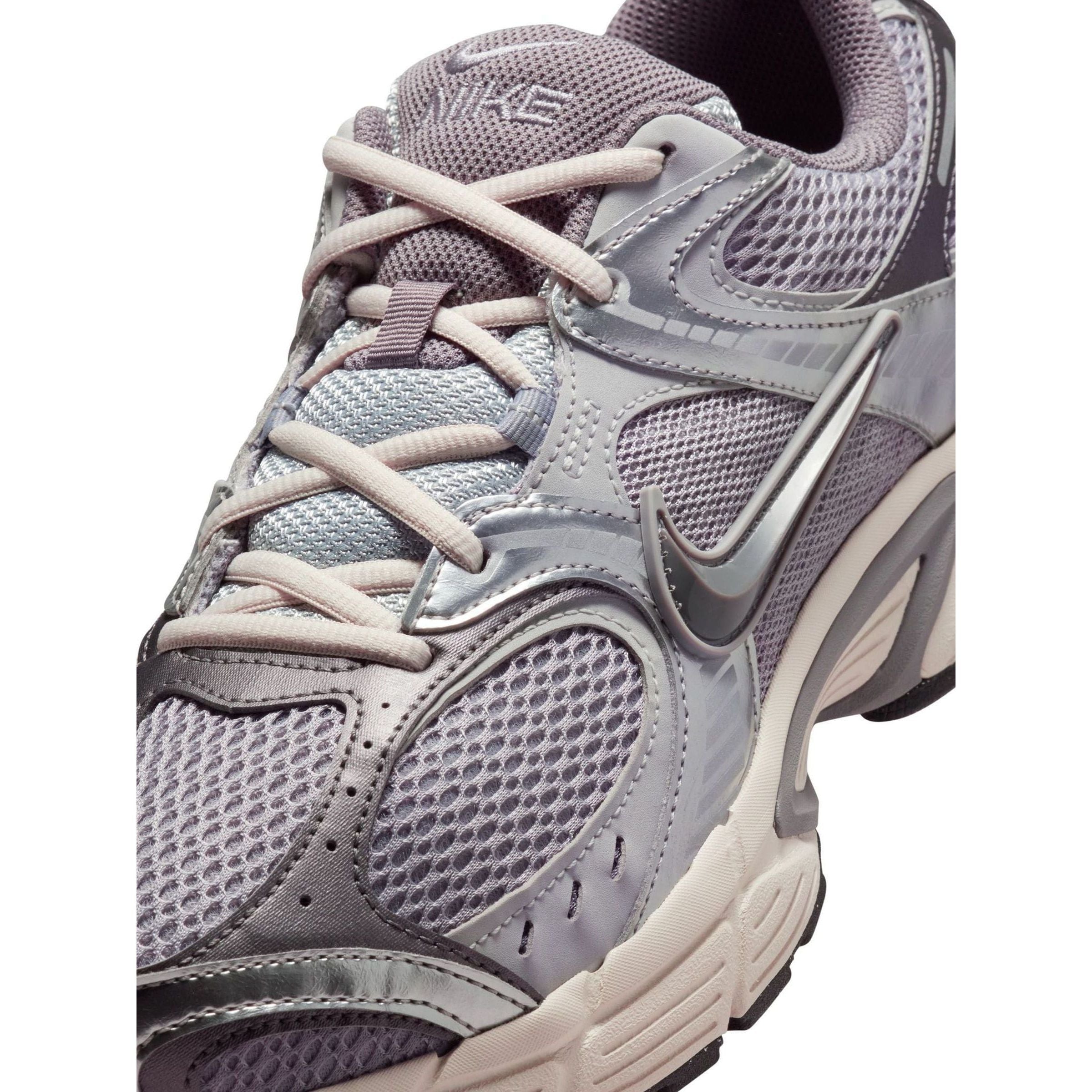 Nike Grey White V5 Vomero Runner Trainers