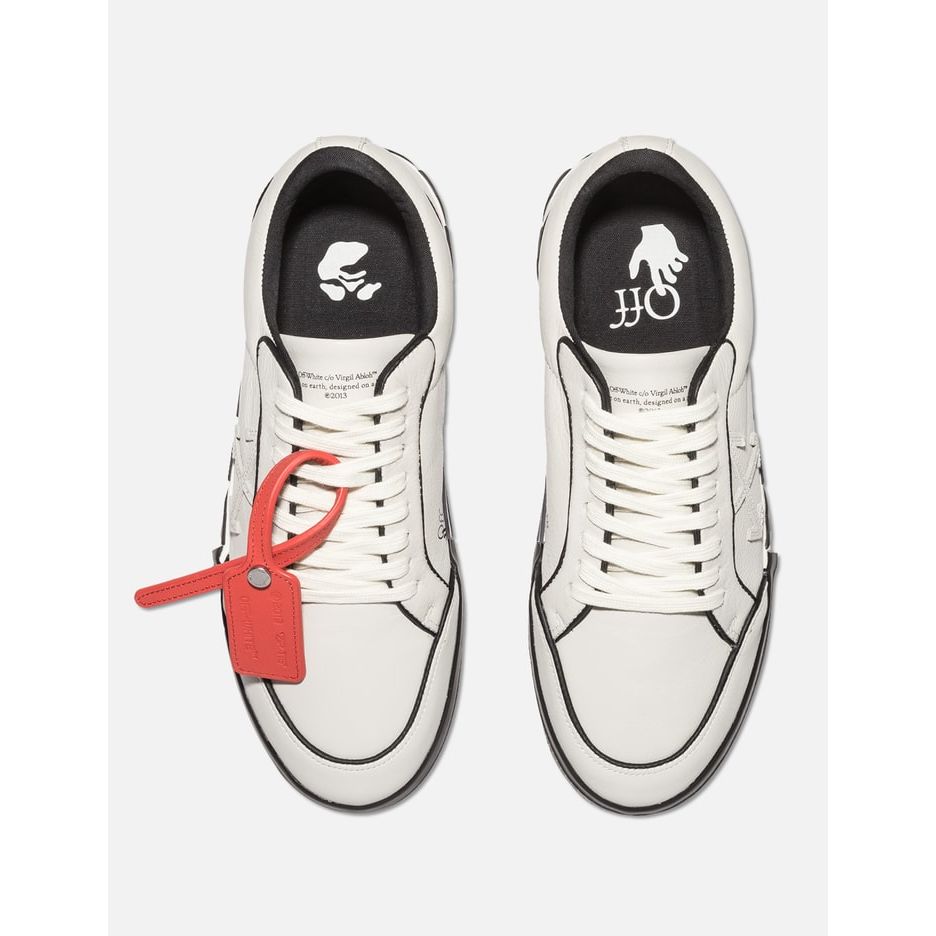 Low Vulcanized Outlined Sneakers