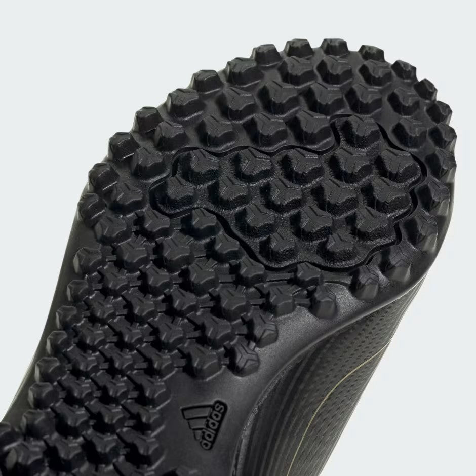 F50 Club Turf