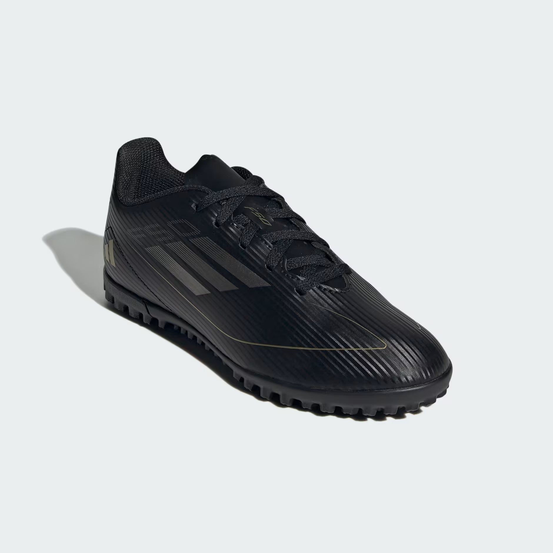 F50 Club Turf